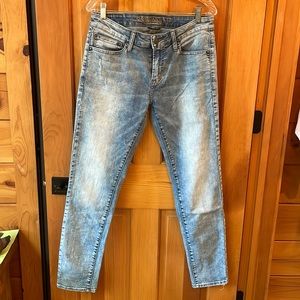 AE jeans light washed